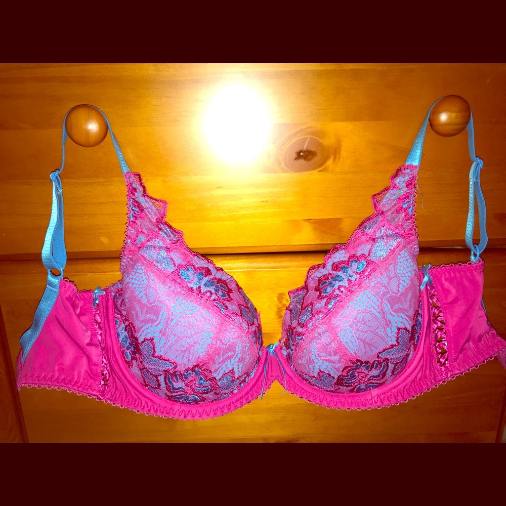 Fiori padded plunge bra by Lepel